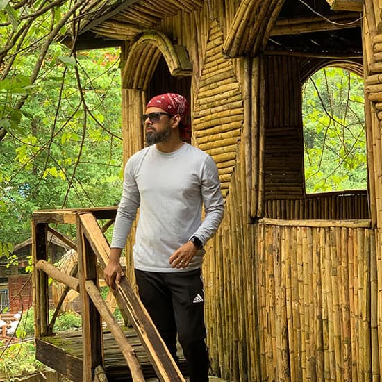 Iqram Ahmed, experienced product designer and UX/UI specialist